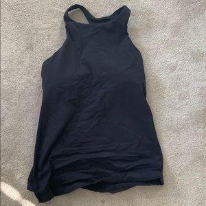 Cute black luluemon athletic top in good condition